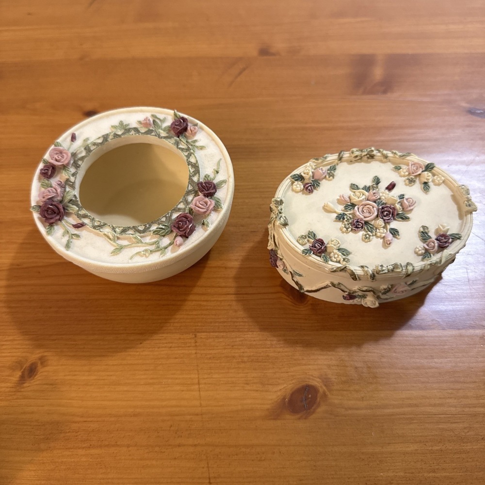 Vtg Dezine Hand Painted Trinket Box and hair Reciver Rose's Lot Of 2